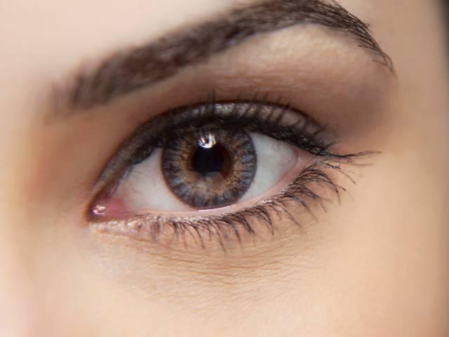 आंखों को देखकर पता लगा सकते हैं प्यार है या वासना eyes_can_describe_about_your_love