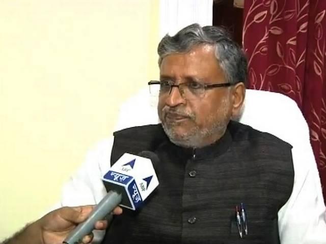 बिहार बीजेपी में सीएम उम्मीदवारी का झगड़ा बढ़ा, सुशील मोदी ने कहा-समय पर चुना जाएगा नेता bihar bjp_sushil modi_shahnawaz_nand kishor yadav