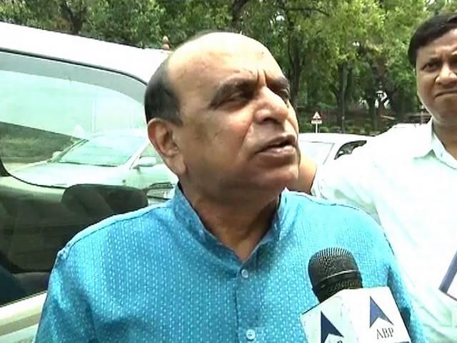 'दम है तो अकेले चुनाव लड़कर दिखाए कांग्रेस' congress_ncp_dispute