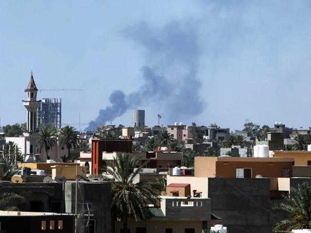 लीबिया हवाई अड्डे पर संघर्ष में 61 मरे Militia_Fighting_in_Libya_31_dead_Near Tripoli Airport