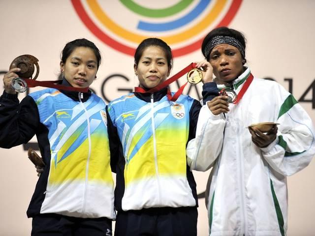 कॉमनवेल्थ गेम्स: महिला वेटलिफ्टिंग में भारत के हिस्से में आए दो गोल्ड, पहले दिन भारत की झोली में सात मेडल Commonwealth Games_7 Medal_Weight-lifting_judoko_Womens_
