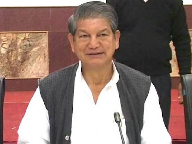 उत्तराखंड: मुख्यमंत्री हरीश रावत धारचूला से जीते cm_rawat_wins
