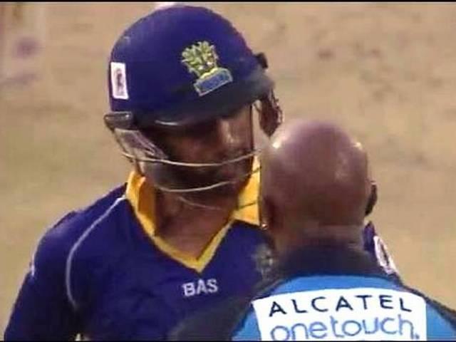 बेस्ट और मलिक पर भारी जुर्माना Best-Shoaib-fined-over-CPL-altercation