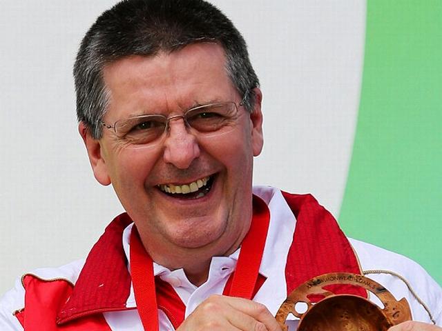 इंग्लैंड के दिग्गज निशानेबाज गॉल्ट ने लिया संन्यास Michael Gault makes Commonwealth Games history by winning 18th medal