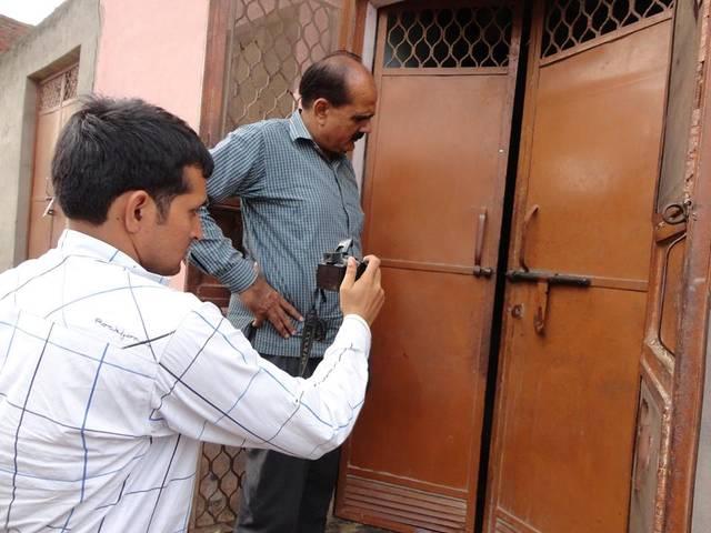 एनसीआर: पत्रकार के घर लाखों की चोरी Delhi-NCR_Robbery_Reporter_House_