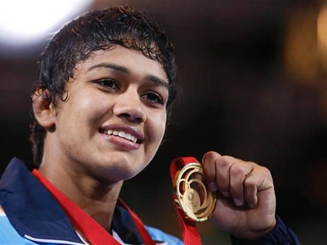 कॉमनवेल्थ गेम्स: विकास, योगेश्वर और बबीता की 'गोल्डन' हैट्रिक Yogeshwar, Babita gold cap Indian wrestlers’ spectacular show