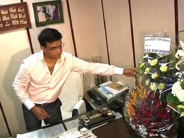 प्रशासन से ज्यादा कठिन है क्रिकेट खेलना: गांगुली saurav_ganguli