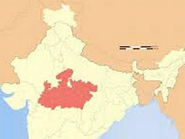 पैतृक मकान के विवाद में भाई ने सौतेली बहन को जिंदा जलाया _In _property _dispute _Brother _burns _alive _step _sister