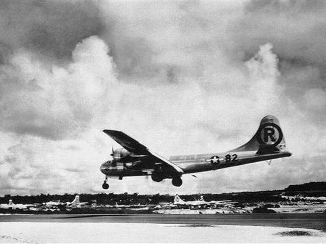 हिरोशिमा पर परमाणु बम हमले की 69वीं बरसी _Japan _marks _69th _anniversary _of _US _atomic _bombing