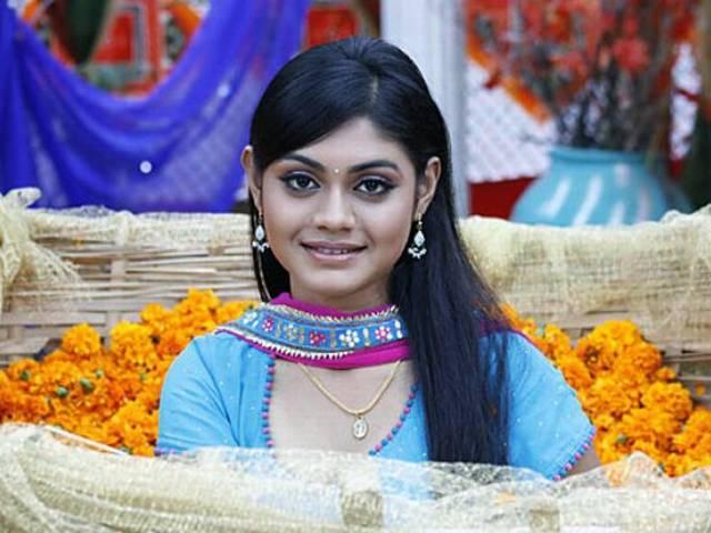 'उतरन' की मुक्ता के साथ हुई लूटपाट sreejita de_uttaran_colours