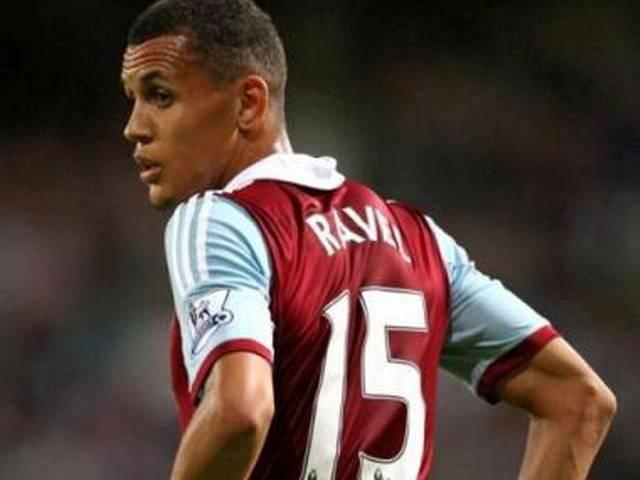 मौरिसन ने गर्लफ्रेंड को दी थी एसिड हमले की धमकी Westhem United_Football Club_Ravel Morrison_