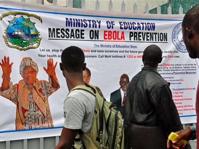 इबोला के आतंक से सावधान: अगले साल के मध्य तक तैयार हो सकता है इबोला का टीका Ebola vaccine to be available in the middle of next year says WHO