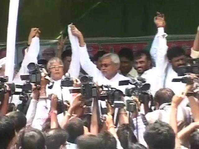 'मोदी राज देश के लिए बड़ा खतरा' laloo_ntish