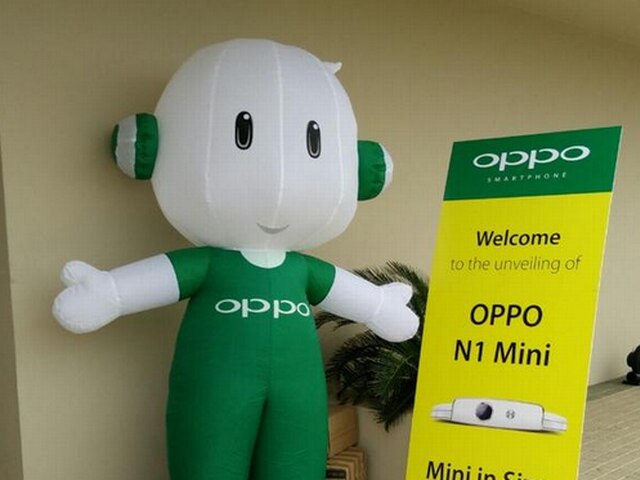 ओप्पो ने लॉन्च किया कैमरा रोटेशन वाला स्मार्टफ़ोन Oppo launches its new camera rotation smart phone