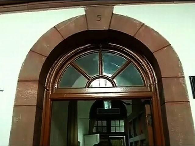 तृणमूल कांग्रेस के सांसदों ने एक कमरे से टीडीपी सांसदों की नेमप्लेट उखाड फेंकी trinmul congress_tdp_mp