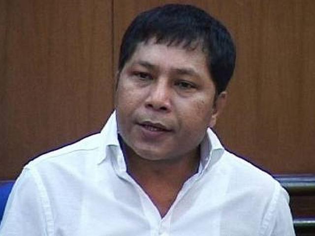 'सूखे से कारण धान के खेत बने फुटबॉल मैदान' mukul sangma