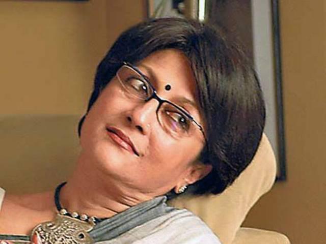 शारदा स्कैम: आज इन्फोर्समेंट डायरेक्टरेट अर्पणा सेन से करेगी पूछताछ Saradha Scam: Filmmaker Aparna Sen Questioned by Enforcement Directorate