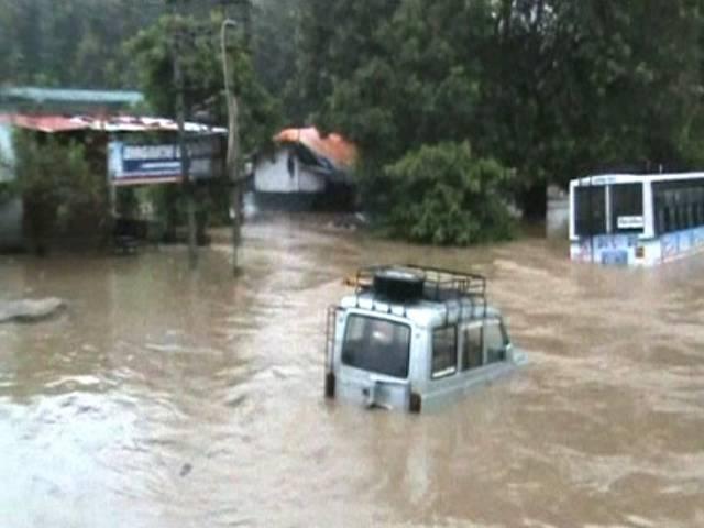 बाढ़ से मचा हाहाकार : 13 और लोगों की मौत flood_up_nepal_death