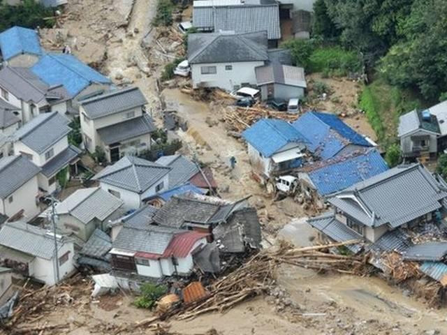 हिरोशिमा में भूस्खलन से 8 की मौत, 13 लापता: रिपोर्ट Hiroshima landslide kills eight, 13 disappeared