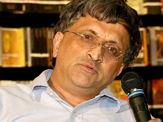 क्रिकेट और भारतीय समाज के बुरे पहलू को उजागर करता है आईपीएल : रामचंद्र गुहा ramchandra guha book on ipl