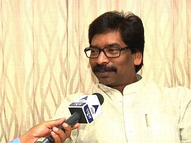 प्रधानमंत्री ने झारखंड को दिये तमाम गिफ्ट और जनता को दी ये खास सलाह Hemant Soren_booed_presence of Narendra Modi