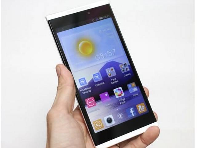 जियोनी ने पेश किया किट-कैट ओएस वाला स्मार्टफोन कीमत 14,999 GIONEE_LAUNCH_NEW_SMARTOHONE