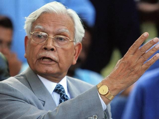 सोनिया की प्रतिक्रिया से मेरी किताब की बिक्री बढ़ी: नटवर सिंह natarsingh_sonia_book