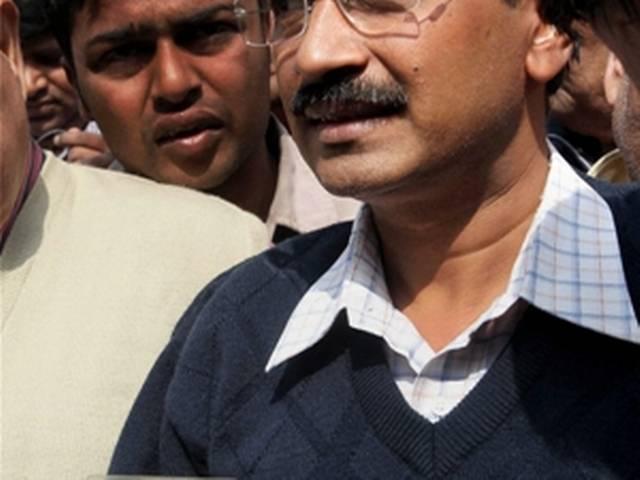 वोटर लिस्ट में नहीं मिला केजरीवाल का नाम वोटर लिस्ट में नहीं मिला केजरीवाल का नाम