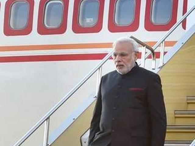 जापान में मोदी के 'बंद गला' सूट ने ट्विटर पर बटोरी प्रशंसा Modi’s bandhgala look invites praise in Japan