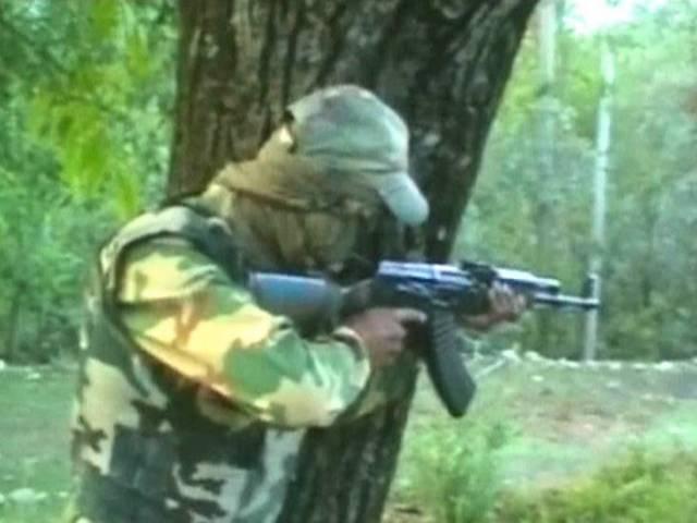 जम्मू कश्मीर: पुलवामा में पिता की अपील अनसुनी करने वाला आतंकी शौकत मारा गया jammu_kashmir_terrorists_encounter