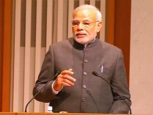 गीता भेंट करने के बाद मोदी ने ली चुटकी modi_japan_geeta