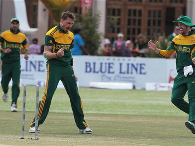 स्टेन ने ऑस्ट्रेलियाई पारी को 217 रन पर रोका south africa vs australia
