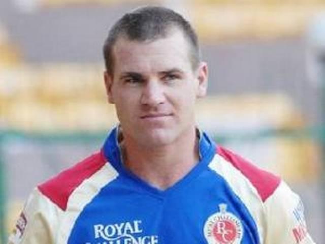 महिला से छेड़छाड़ के आरोप में पॉमर्सबैक् गिरफतार महिला से छेड़छाड़ के आरोप में पॉमर्सबैक् गिरफतार
