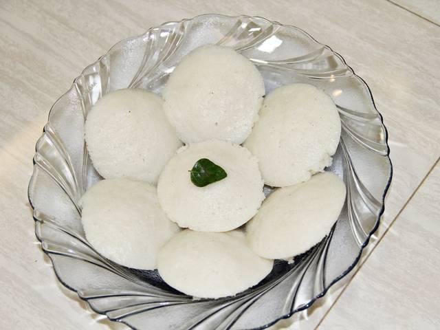 गले में इडली अटकने से व्यक्ति की मौत idli_causes_death