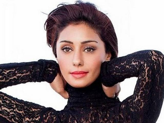 सलमान ने कभी मेरे साथ भेदभाव नहीं किया : महक चहल salman khan_mahak chahal