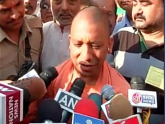योगी आदित्यनाथ को चुनाव आयोग का नोटिस yogi adityanath