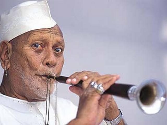 घर से उस्ताद बिस्मिल्लाह खां की शहनाई चोरी, बेटे ने की CBI जांच की मांग Late Ustad Bismillah Khan’s shehnai stolen