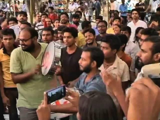 वामपंथी समर्थित आईसा ने जेएनयू छात्रसंघ चुनाव में लहराया परचम AISA_JNU_Election_Student Union_