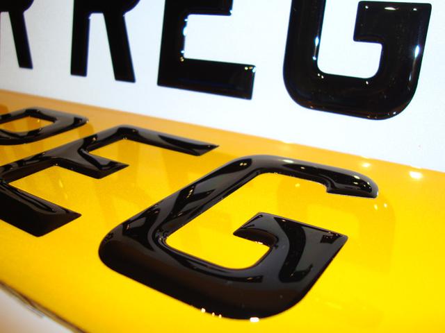 फैन्सी नंबर के लिये उद्योगपति ने चुकाये 8.5 लाख रूपये car no. plate