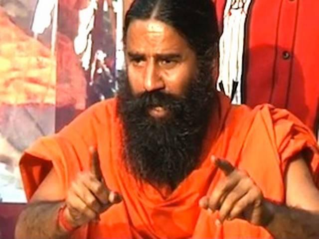 रामदेव की कंपनी का ट्रक जब्त, कर चोरी का आरोप रामदेव की कंपनी का ट्रक जब्त, कर चोरी का आरोप