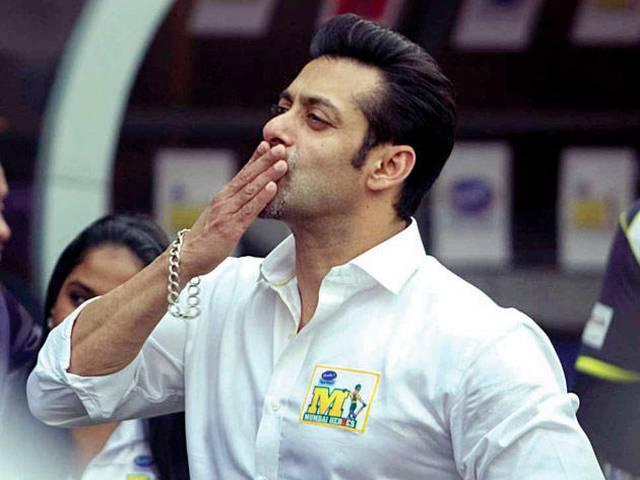 मराठी फिल्म में मेन रोल चाहते हैं सलमान salman khan_ritesh deshmukh_bollywood