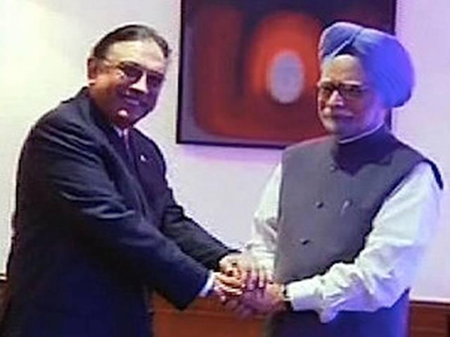 जियारत से पहले जरदारी ने की मनमोहन से मुलाकात जियारत से पहले जरदारी ने की मनमोहन से मुलाकात