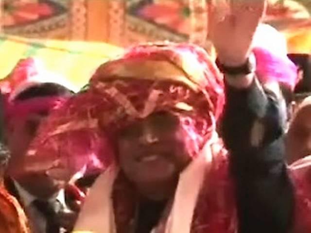 जियारत के बीच दरगाह को दिया 5 करोड़ का दान जियारत के बीच दरगाह को दिया 5 करोड़ का दान