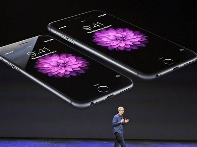 आईफोन-6 और आईफोन-6प्लस का पहला रिव्यू! First critic review of I phone 6 and I phone 6 plus