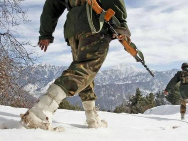 लद्दाख के चुमार में फिर घुसे चीनी सैनिक, प्वाइंट 30 R चौकी के पास दिखे 100 चीनी सैनिक china_army_enters_in_indian_border