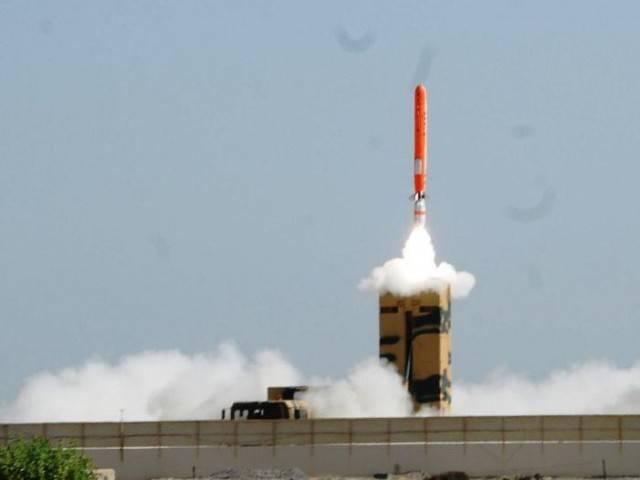 'समुद्र आधारित, कम दूरी के परमाणु हथियार बना रहा है पाकिस्तान' Pakistan developing sea based, low range atomic weapon writes Washington Post