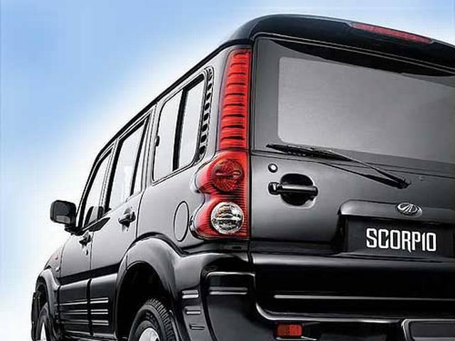 महिन्द्रा एंड महिन्द्रा ने नयी पीढ़ी के स्कार्पियो का अनावरण किया mahindra-scorpio