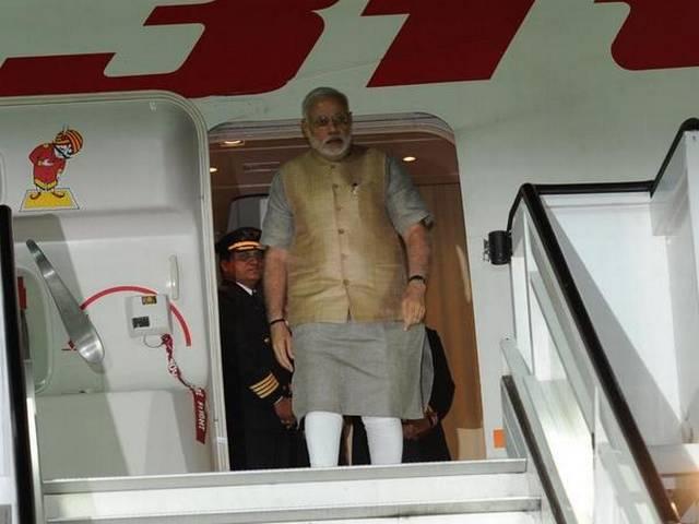 फ्रैंकफर्ट से अमेरिका के न्यूयॉर्क के लिए रवाना हुए पीएम मोदी, अमेरिका में बेसब्री से इंतजार modi_reaches_frankfurt