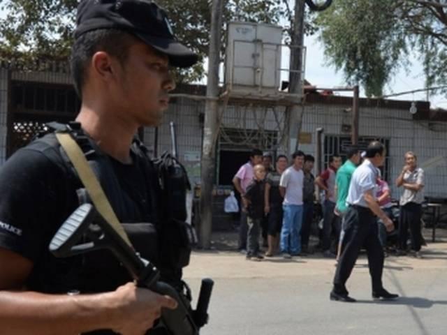 चीन के शिनजिआंग प्रांत में सिलसिलेवार बम विस्फोट, 50 लोगों की मौत Xinjiang unrest: China raises death toll to 50