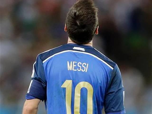 कभी सोचा नहीं था कि 400 गोल कर सकूंगा : मेसी never-thought-i-would-do-400-goal